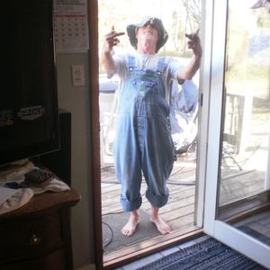 Meet your Posher, Mikie